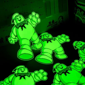 Custom Printing Animal Personalized Fluorescent Decal Stickers Waterproof Vinyl Luminous Uv Sticker