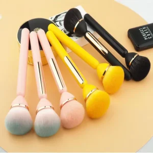 Customizable Makeup Brush Set with Soft Synthetic Bristles for Foundation Contour Blush Highlight Eye Makeup