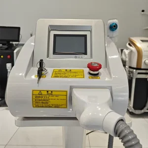 Equipment for Beauty Clinic Portable Picosecond NdYag 755nm 532nm 1064nm Laser Pigment & Freckle Scar Removal Tattoo Machine