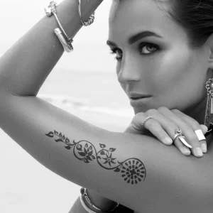 Fashion Indian Sexy Black Design Non-Toxic Water Transfer Waterproof Sweat-Proof Body Temporary Tattoo Stickers Paper Material