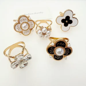 High End Women’s Zinc Alloy Geometric Crystal Rhinestone Jewelry Multifunctional Knot Design For Wedding Anniversary Gift