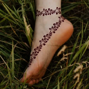 OEM India Handdrawn Temporary Tattoos Stencils Hollow Sticker for Foot Back Wrist Bride Tattoos