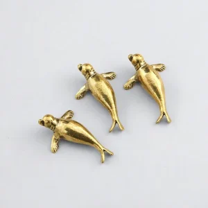 Vintage Solid Brass Mini Sea Lion Figurine Antique Retro Small Seal Animal Statue Desktop Paperweight Tea Pet Decor Ornament